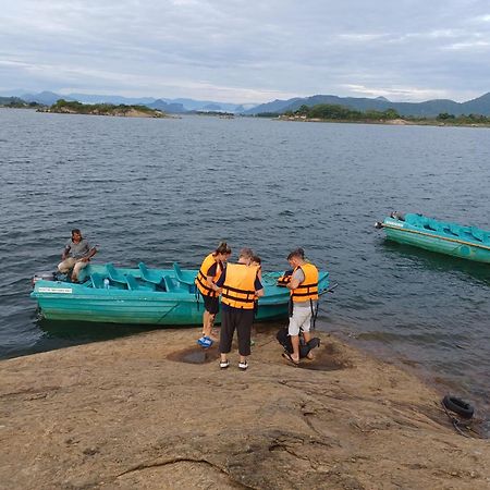 Gal Oya Lake View Inginiyagala Polwatta Εξωτερικό φωτογραφία